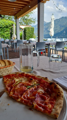 Ristorante Pizzeria La Terrazza in Idro, Provincia di Brescia