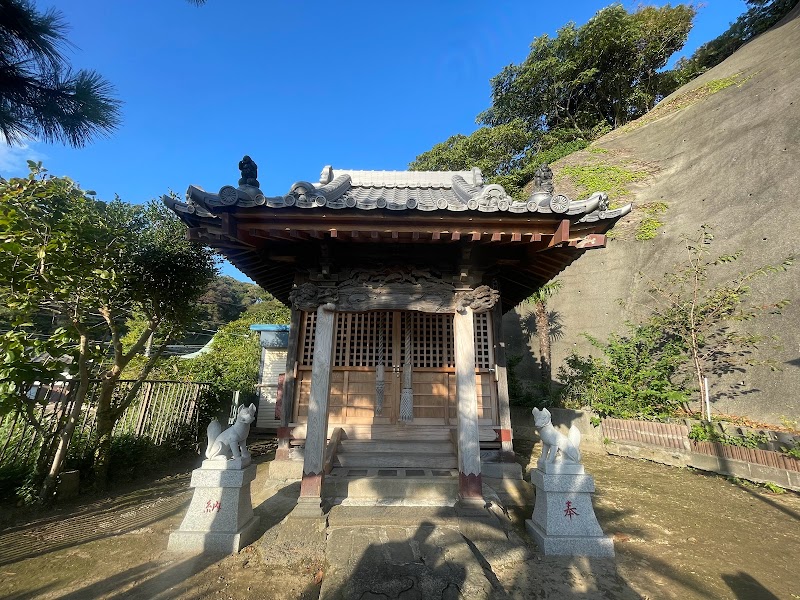 東耀稲荷神社・須賀神社