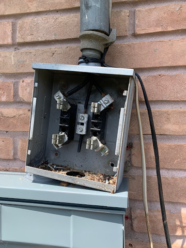 Electrician «A1 Plus Electrical», reviews and photos, 3133 Southwest Fwy, Houston, TX 77098, USA