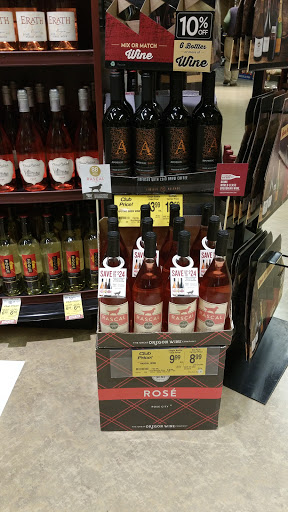 Grocery Store «Safeway», reviews and photos, 12032 SE Sunnyside Rd, Clackamas, OR 97015, USA