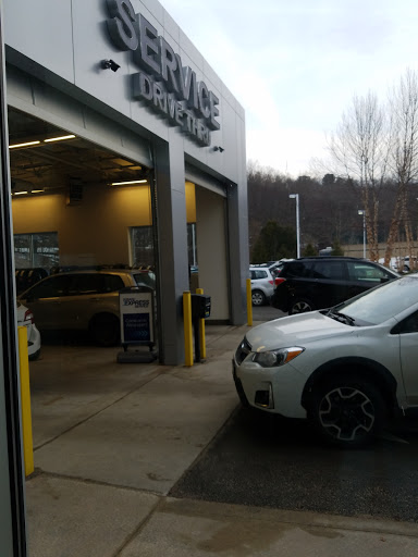 Subaru Dealer «Center Subaru», reviews and photos, 45 Winsted Rd, Torrington, CT 06790, USA