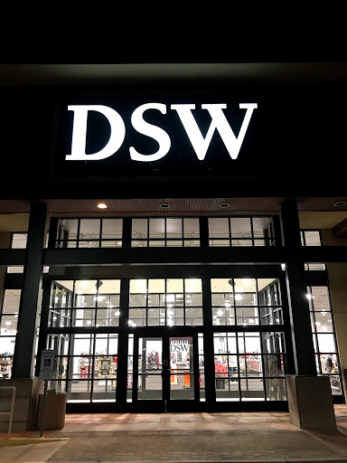 Shoe Store «DSW Designer Shoe Warehouse», reviews and photos, 3411 W Frye Rd, Chandler, AZ 85226, USA