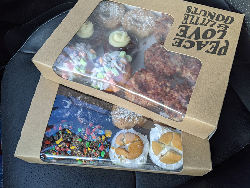 Donut Shop «Peace, Love and Little Donuts», reviews and photos, 2378 Locust St S, Canal Fulton, OH 44614, USA