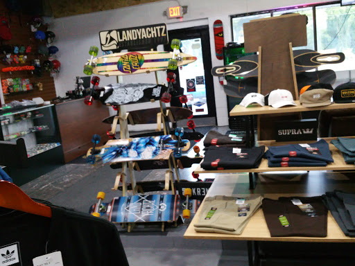 Skateboard Shop «Exodus Ride Shop», reviews and photos, 7401 Highland Rd, White Lake, MI 48383, USA