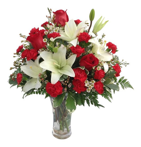 Florist «Dietz Flower Shop & Tuxedo Rental», reviews and photos, 969 E Kingsbury St, Seguin, TX 78155, USA