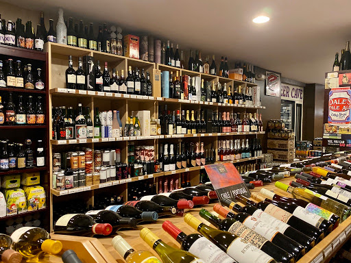 Beer Store «Harvest Wine & Spirits», reviews and photos, 842 Farmington Ave, West Hartford, CT 06119, USA