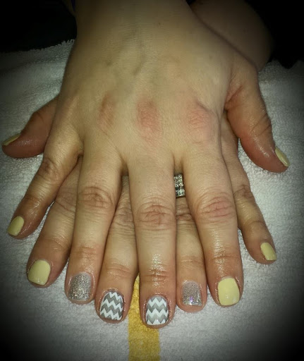 Beauty Salon «Indulgence Salon & Boutique», reviews and photos, 1175 W Bristol Rd, Flint, MI 48507, USA