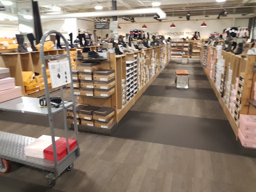 Shoe Store «DSW Designer Shoe Warehouse», reviews and photos, 60 NJ-17, Paramus, NJ 07652, USA