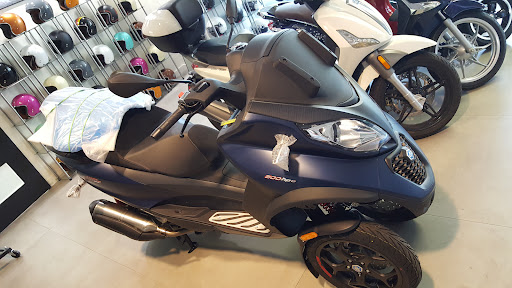 Motor Scooter Dealer «Vespa of Sherman Oaks», reviews and photos, 13629 Ventura Blvd, Sherman Oaks, CA 91423, USA