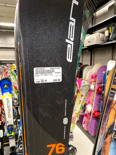 Sporting Goods Store «Play It Again Sports», reviews and photos, 62 Montvale Ave E, Stoneham, MA 02180, USA