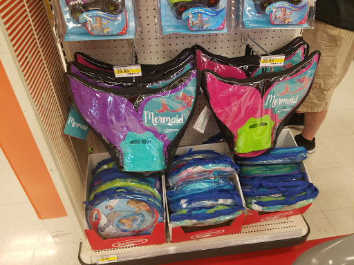 Shopping Mall «Vacaville Commons Shopping Center», reviews and photos, 2098 Harbison Dr, Vacaville, CA 95687, USA