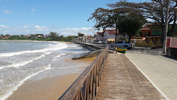 Foto von Parati Strand und die siedlung