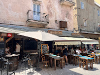 Atmosphère du Restaurant L'Auberge Corse à Bonifacio - n°1