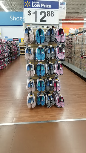 Discount Store «Walmart», reviews and photos, 6210 Annapolis Rd, Landover Hills, MD 20784, USA