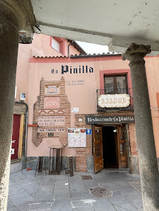 Restaurante Asador La Pinilla C. Figones, 1, 05200 Arévalo, Ávila, España
