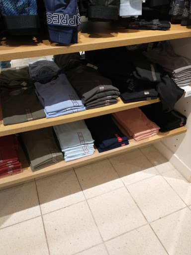 Clothing Store «Express», reviews and photos, 1400 Willowbrook Mall, Wayne, NJ 07470, USA