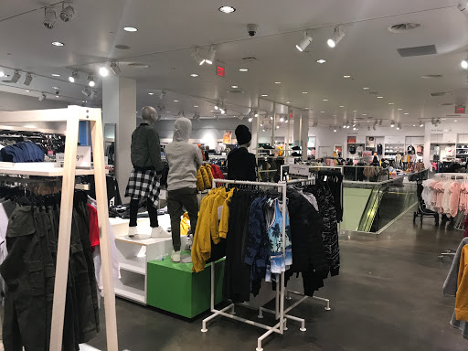 Clothing Store «H&M», reviews and photos, 6187 State St, Salt Lake City, UT 84107, USA