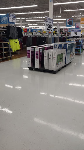 Department Store «Walmart Supercenter», reviews and photos, 1618 W McClain Ave, Scottsburg, IN 47170, USA