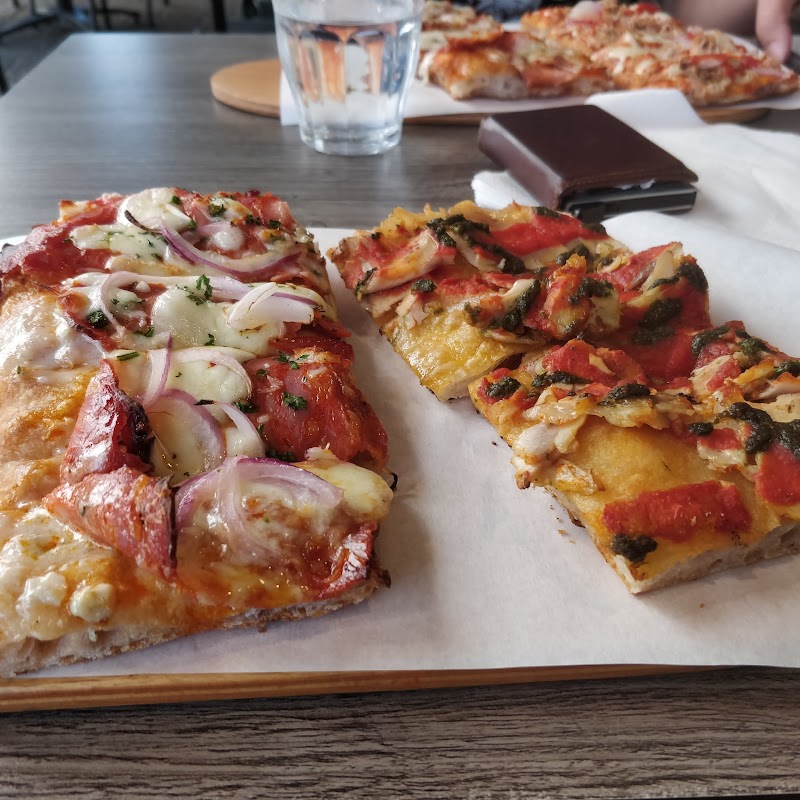 SUGO Pizza - Rotterdam Aert vannes