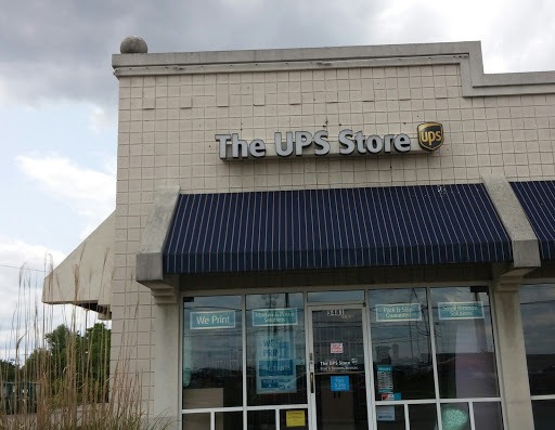 Shipping and Mailing Service «The UPS Store», reviews and photos, 3481 S Dixie Hwy, Franklin, OH 45005, USA