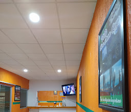 Plaza Los Gallos photo