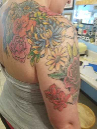 Tattoo Shop «Stay True Tattoo», reviews and photos, 199 W King St, St Augustine, FL 32084, USA