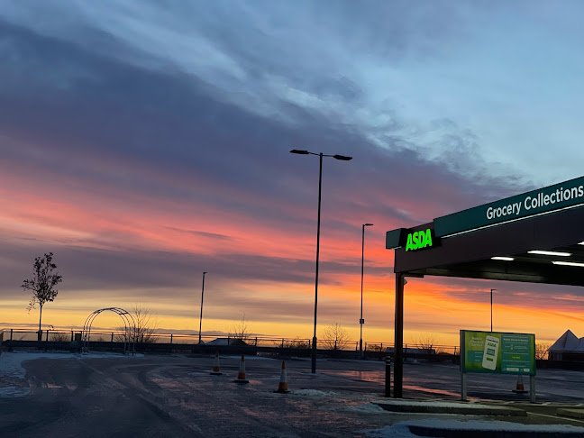 Reviews of Asda petrol station (Card only) in Leeds - Gas station