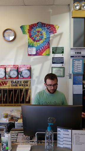 Tobacco Shop «Smokes & Such», reviews and photos, 3439 Dempster St, Skokie, IL 60076, USA