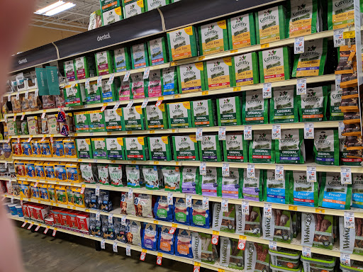 Pet Supply Store «PetSmart», reviews and photos, 160 Washington St #701, Rochester, NH 03839, USA