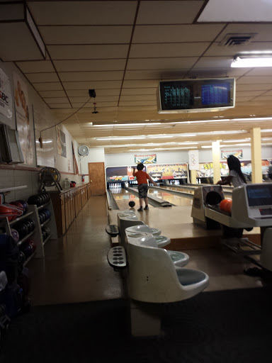 Bowling Alley «Olympic Lanes», reviews and photos, 12751 New Halls Ferry Road, Florissant, MO 63033, USA