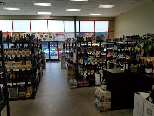Liquor Store «Barrel Chest Wine & Beer», reviews and photos, 4035 Electric Rd B, Roanoke, VA 24018, USA
