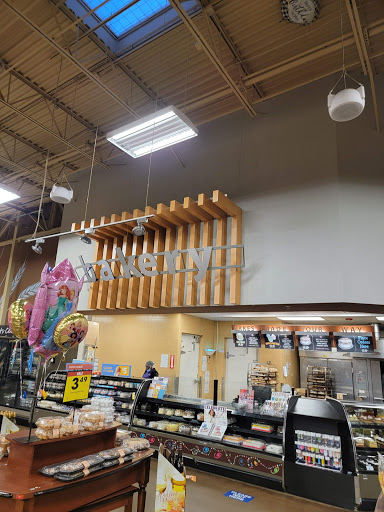 Shopping Mall «Poplar Plaza Shopping Center», reviews and photos, 3440 Poplar Ave, Memphis, TN 38111, USA