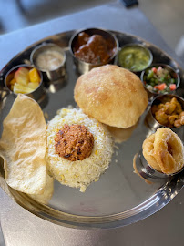 Thali du Restaurant indien Karthik’s Biryani à Lons - n°2