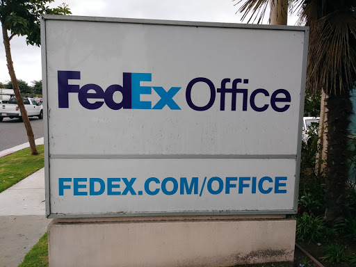 Print Shop «FedEx Office Print & Ship Center», reviews and photos, 23325 Hawthorne Blvd, Torrance, CA 90505, USA