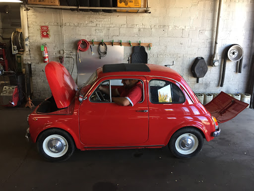 Auto Repair Shop «J.J. Service Center», reviews and photos, 433 Sheridan Rd, Highwood, IL 60040, USA