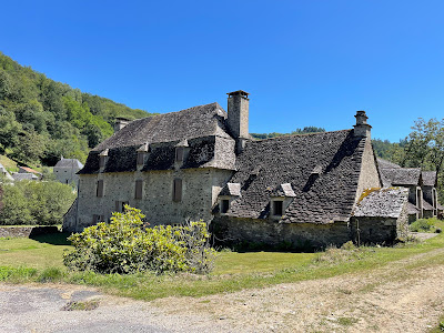 Saint Basile de la roche à Argentat-sur-Dordogne
