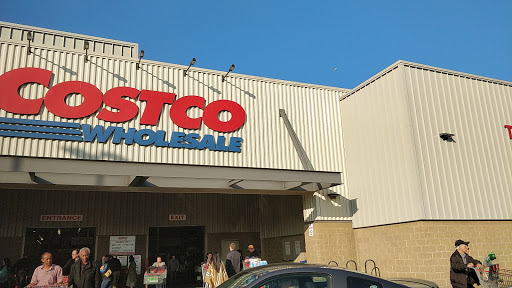 Warehouse store «Costco Wholesale», reviews and photos, 4401 4th Ave S, Seattle, WA 98134, USA