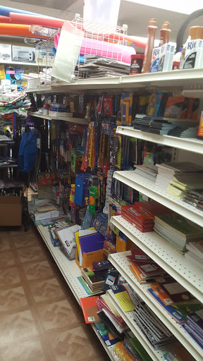 Variety Store «Sara Dollar Discount», reviews and photos, 2200 SW 16th St # 102, Miami, FL 33145, USA