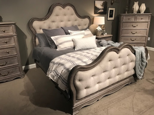 Furniture Store «Schmitt Furniture», reviews and photos, 101 E Main St, New Albany, IN 47150, USA