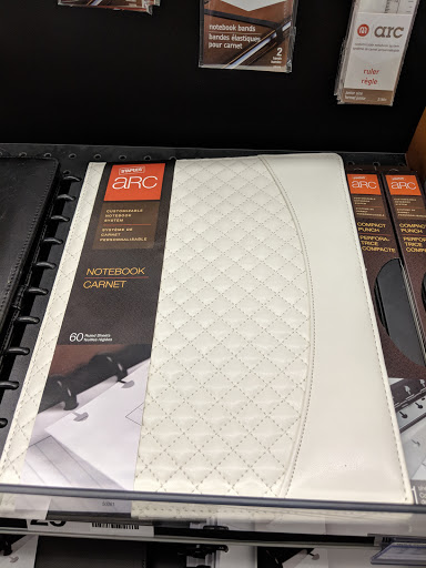 Office Supply Store «Staples», reviews and photos, 9480 Main Street, Fairfax, VA 22031, USA