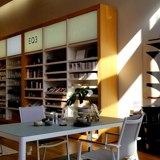 Furniture Store «EQ3 Emeryville», reviews and photos, 5603 Bay St, Emeryville, CA 94608, USA