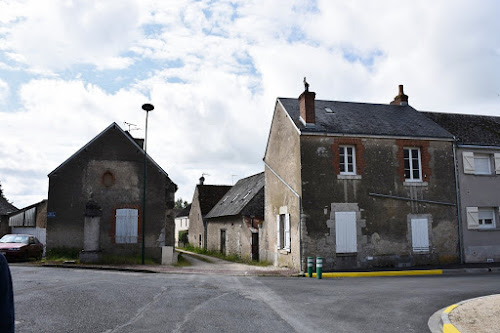 Mairie à La Chapelle-Saint-Martin-en-Plaine