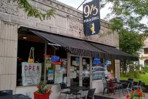 915 Pub & Grill image