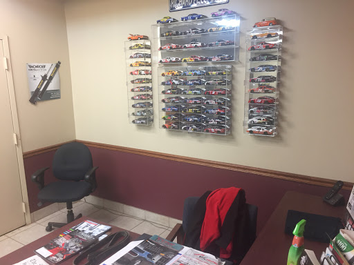 Auto Repair Shop «Kenmore Automotive», reviews and photos, 1554 Kenmore Blvd, Akron, OH 44314, USA