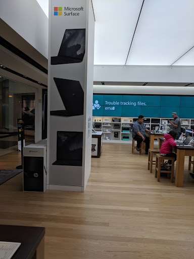Computer Store «Microsoft Store - Westfield San Francisco Centre», reviews and photos, 845 Market St #257, San Francisco, CA 94103, USA