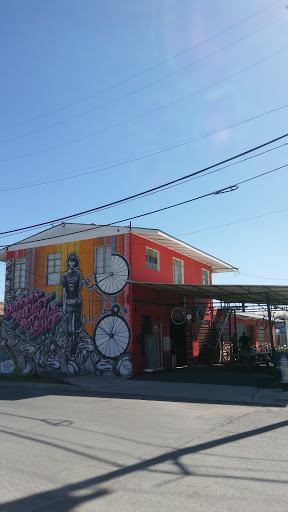 Bottom Bracket Bicycle Shop, 1802 S Flores St, San Antonio, TX 78204, USA, 