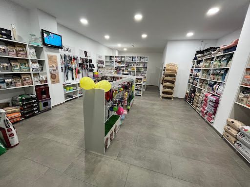 Tiendas de productos para animales en Sanlúcar de Barrameda de 2024