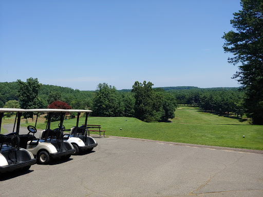 Country Club «Amesbury Golf and Country Club», reviews and photos, 3 Country Club Rd, Amesbury, MA 01913, USA