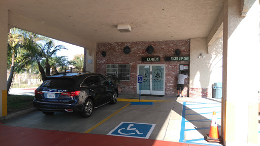 Days Inn & Suites by Wyndham South Gate image