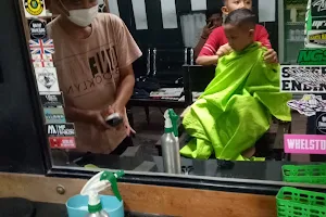 Omzon Barber Shop image